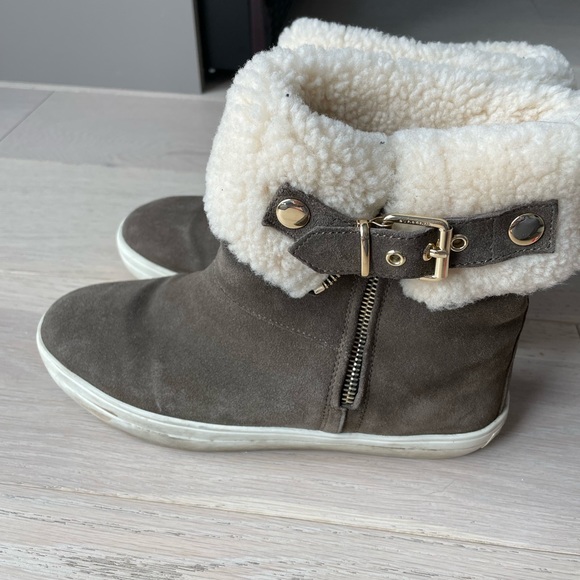 Burberry Skillman Military Khaki Suede & Shearling Booties - Womens 37.5 - Picture 3 of 7